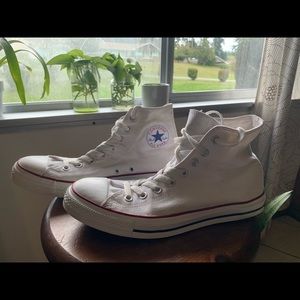 Unisex White Converse High tips, Mens size 10